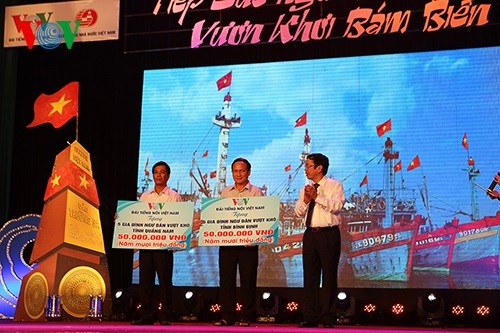 Art performance to promote offshore fishing - ảnh 1